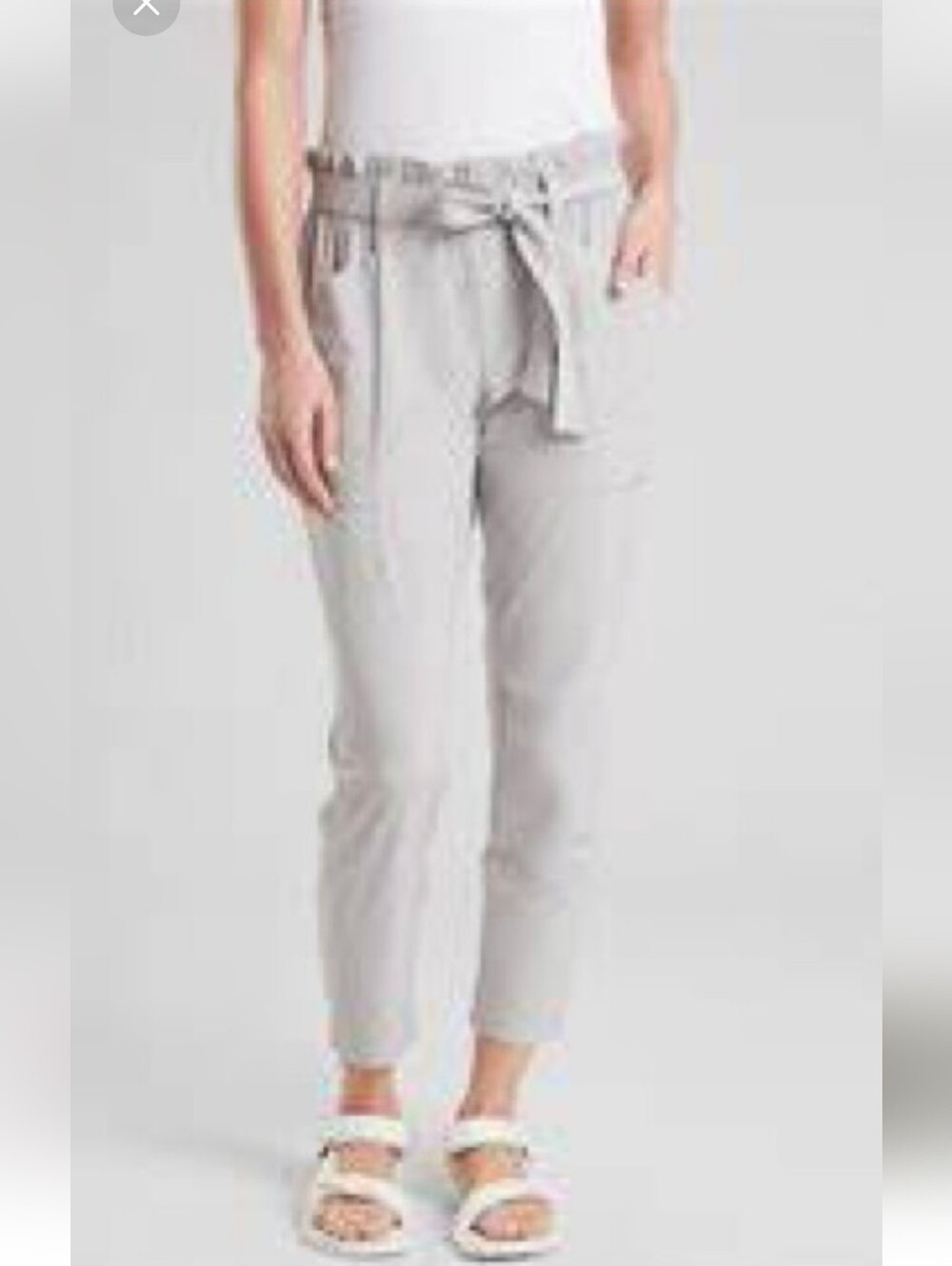 Athleta skyline pant paperbag waist size 6P in light grey